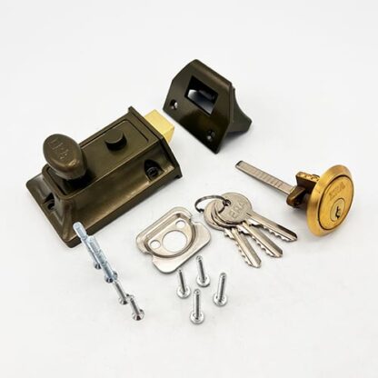 ERA 133/135/136 60mm Traditional Non Deadlocking Nightlatch - Image 3