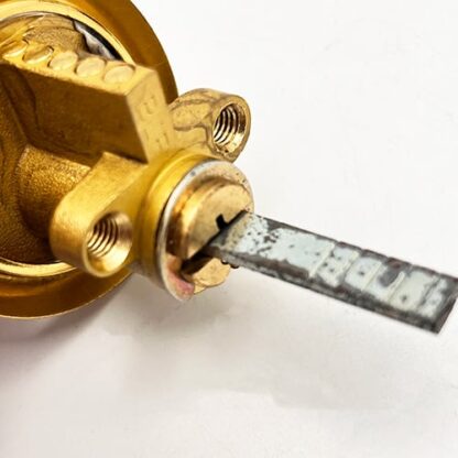 ERA 1630 Deadlocking Nightlatch - Image 5