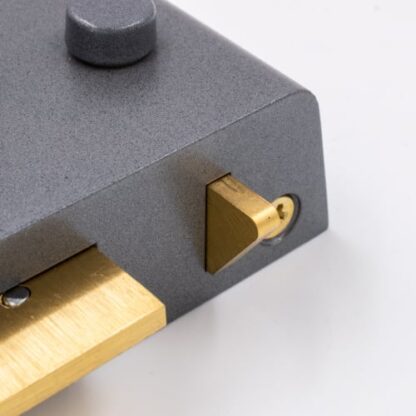 Yale No.2 Auto Deadlocking Nightlatch - Image 2