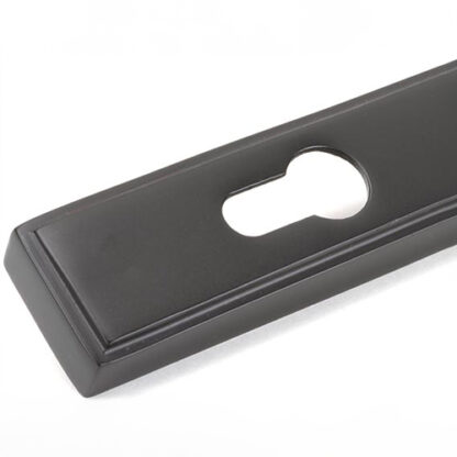 From the Anvil Reeded Lever/Lever Multipoint Door Handles - 92mm PZ Sprung 212mm Screw Centres (LEAD TIME: 2-3 DAYS) - Image 13