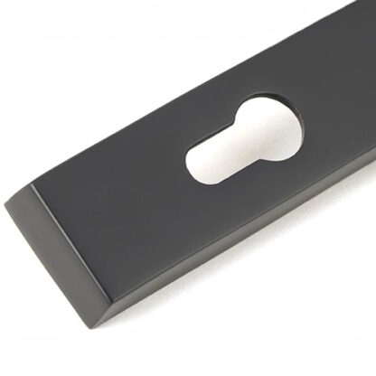 From the Anvil Avon Slim Lever/Lever Multipoint Door Handles - 92mm PZ Sprung 212mm Screw Centres (LEAD TIME: 2-3 DAYS) - Image 14