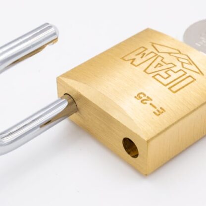 Ifam E Series 25mm Open Shackle Brass Padlock - Image 2
