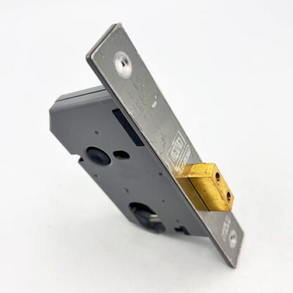 Union L2141 Oval Upright Mortice Deadlock - Image 3