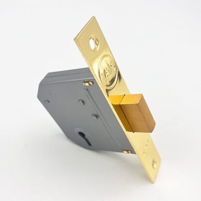 Yale PM322 3 Lever Mortice Deadlock - Image 4