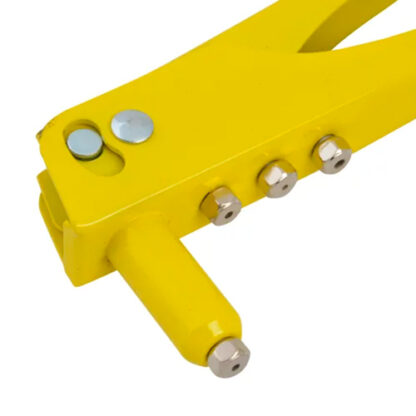 4 Head rivet Gun with 60 Rivets - Image 4