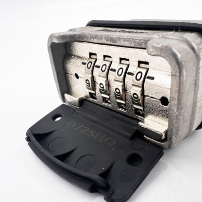 Master Pro Series 58mm Open Shackle Combination Padlock - Image 7