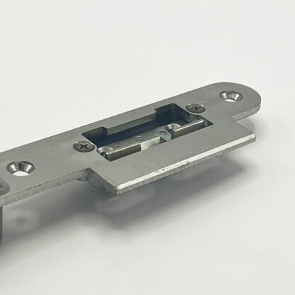 KFV Auto Centre Latch Deadbolt Keep - Image 4