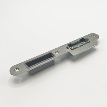 KFV Auto Centre Latch Deadbolt Keep - Image 2