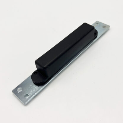 Avocet Hook Keep For Composite Doors - Image 4