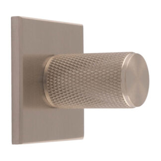 Carlisle Brass BP702SN40SN Knurled Cylinder Knob on backplate (LEAD TIME: 2-3 DAYS)