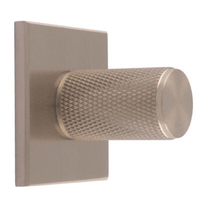 Carlisle Brass BP702SN40SN Knurled Cylinder Knob on backplate (LEAD TIME: 2-3 DAYS)
