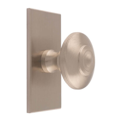Carlisle Brass BP720CSN76SN Anderson knob on Backplate (LEAD TIME: 2-3 DAYS)