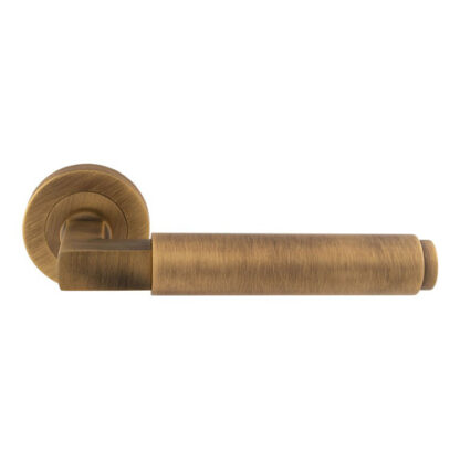 Carlisle Brass EUL070AB Masano Lever On Rose Antique Brass (LEAD TIME: 2-3 DAYS)