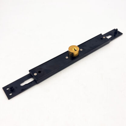 Horizontal Roller Shutter Centre Lock 200mm x 30mm - Image 3
