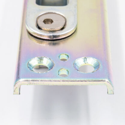GU Secury A2 UPVC Deadlatch Keep - Image 4