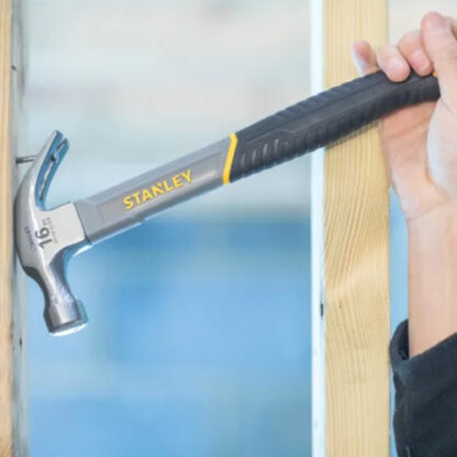 Stanley 450g (16oz) Fibreglass Claw Hammer - Image 3