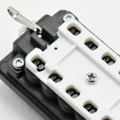 TSS Wall Mounted Push Button Key Safe - Image 8