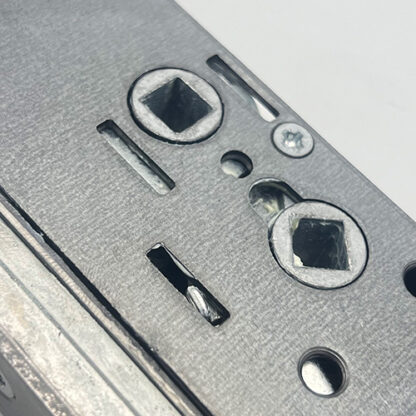 Yale Lockmaster Overnight Lock - Lift Lever or Double Spindle 20mm Faceplate - Image 5