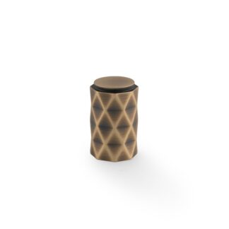 Alexander & Wilks AW847-30-AB Diamond Cut Cylinder Cabinet Knob - 30mm - Antique Brass (LEAD TIME: 2-3 DAYS)