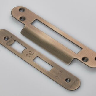 EuroSpec FSF5004AB/R Forend Strike & Fixing Pack to suit Architectural Sashlocks (BAS/ESS/LSS/OSS) Radius (LEAD TIME: 2-3 DAYS)