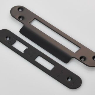EuroSpec FSF5004MB/R Forend Strike & Fixing Pack to suit Architectural Sashlocks (BAS/ESS/LSS/OSS) Radius (LEAD TIME: 2-3 DAYS)