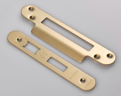 EuroSpec FSF5004SB/R Forend Strike & Fixing Pack to suit Architectural Sashlocks (BAS/ESS/LSS/OSS) Radius (LEAD TIME: 2-3 DAYS)