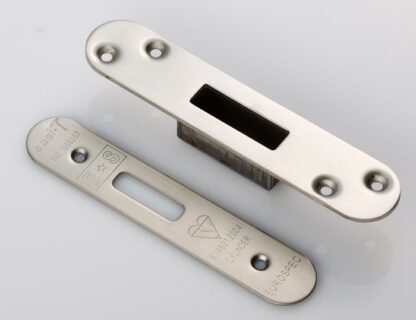 EuroSpec FSF5029SSS/R Forend Strike & Fixing Pack To Suit BS8621 Cylinder Deadlock-Satin Stainless Steel-Radius Forend (LEAD TIME: 2-3 DAYS)