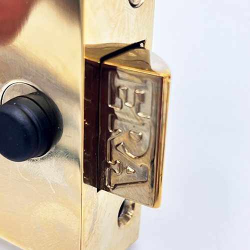 ERA 1630 Deadlocking Nightlatch - Image 4