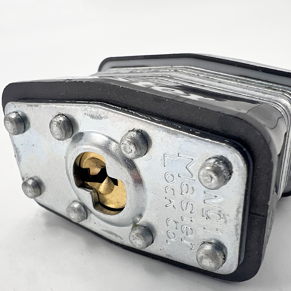 Master 1KA 40mm Open Shackle Laminated Padlock - Image 4