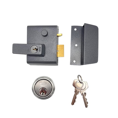 Yale No.2 Auto Deadlocking Nightlatch - Image 4