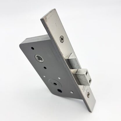 Wellington Fort 4G 6 Lever Mortice Lockset - Image 6