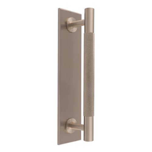 Carlisle Brass BP700BSN168SN Knurled Pull Handle On Backplate (LEAD TIME: 2-3 DAYS)
