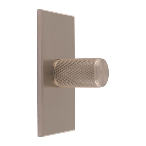 Carlisle Brass BP702SN76SN Knurled Cylinder Knob On Backplate (LEAD TIME: 2-3 DAYS)