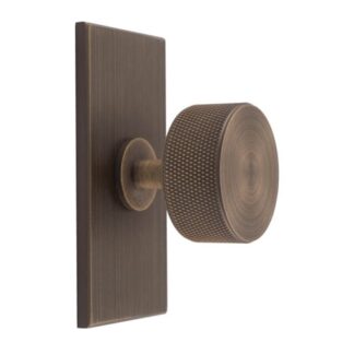 Carlisle Brass BP703AB76AB Knurled Radio Knob On Backplate (LEAD TIME: 2-3 DAYS)