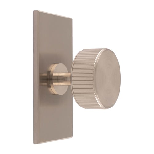 Carlisle Brass BP713SN76SN Lines Radio Knob On Backplate (LEAD TIME: 2-3 DAYS)