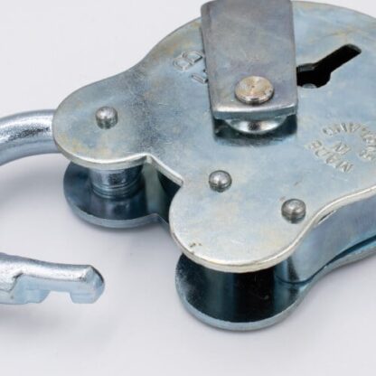Fire Brigade FB1 Open Shackle Galvanised Padlock - Image 3