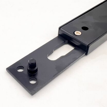 Horizontal Roller Shutter Centre Lock 200mm x 30mm - Image 5