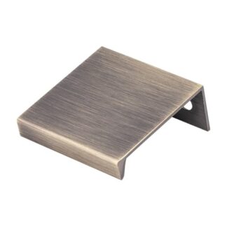 Carlisle Brass FTD302AAB Squared Edge Pull 40mm - Antique Brass (LEAD TIME: 2-3 DAYS)