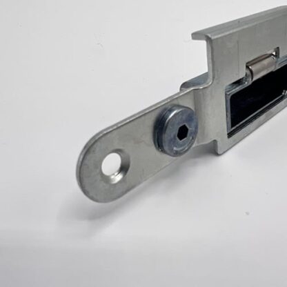 Ingenious Auto Deadlatch Keep - Image 5