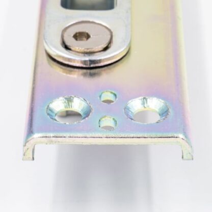 GU Secury A2 UPVC Deadlatch Keep - Image 4