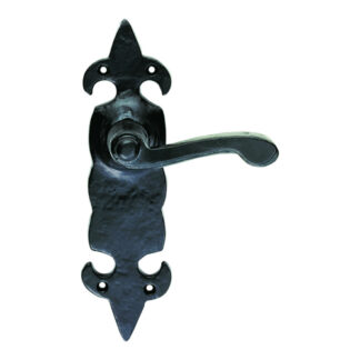 Carlisle Brass LF5505 Fleur de lys' Lever On Latch Backplate (LEAD TIME: 2-3 DAYS)