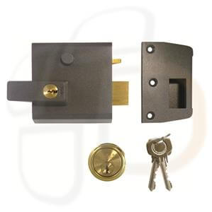 Yale No.1 Auto Deadlocking Nightlatch - Image 8