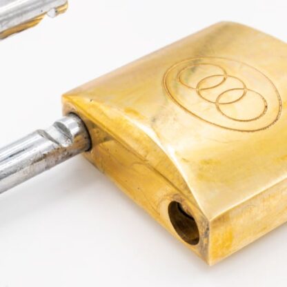 Tri Circle 38mm Long Shackle Brass Padlock - Image 2