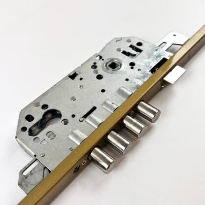 Tesa TLB Series 3 Point Latch 10 Pin Bolts U-Rail 20mm Faceplate Multipoint Door Lock - Key Wind - Image 4
