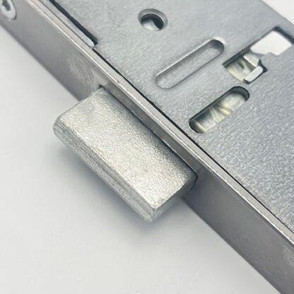 Yale Lockmaster Overnight Lock - Lift Lever or Double Spindle 16mm Faceplate - Image 6