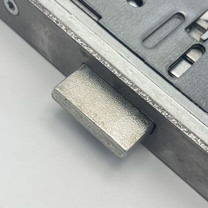 Yale Lockmaster Overnight Lock - Lift Lever or Double Spindle 20mm Faceplate - Image 6