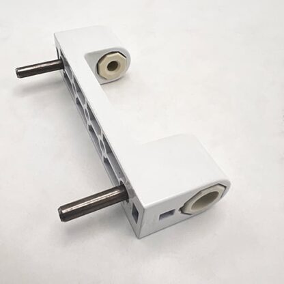 Yale 3D Flag T Hinge for UPVC Doors - Image 4