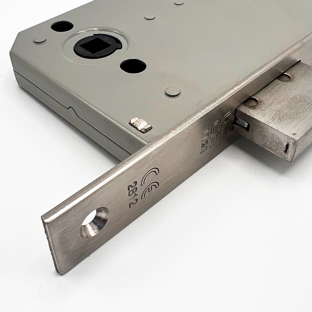 Zoo DIN Bathroom Lock Case - Image 9