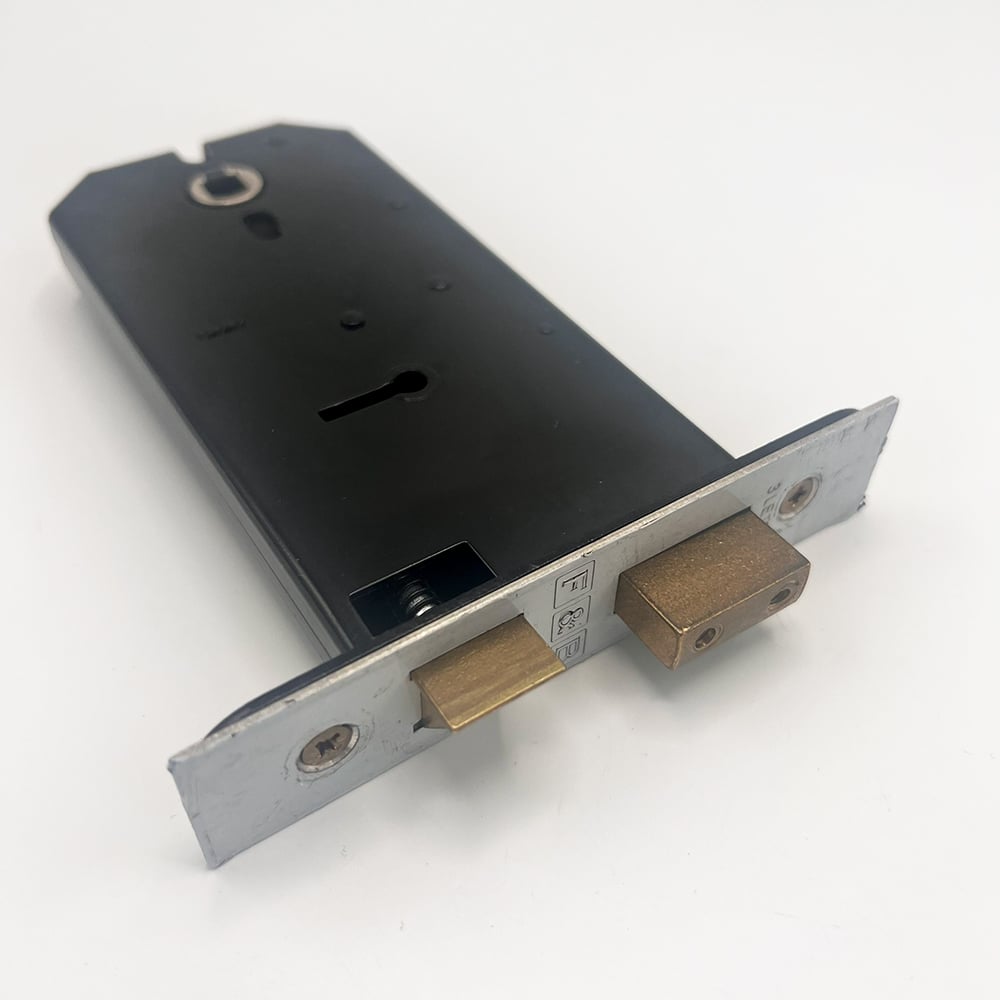 Zoo ZUKH Horzizontal 3L 6inch Mortice Sashlock - Image 3