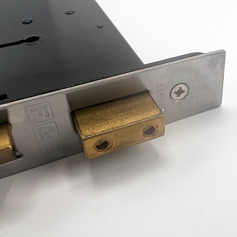 Zoo ZUKH Horzizontal 3L 6inch Mortice Sashlock - Image 10